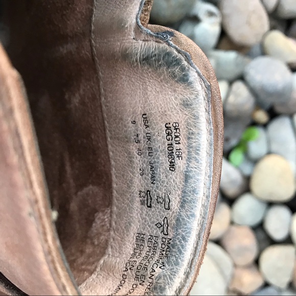 UGG Bellamy brown leather sheepskin lined ankle boots. Sz 9 - Picture 7 of 13